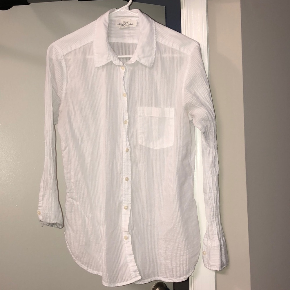 Shear white thin striped shirt